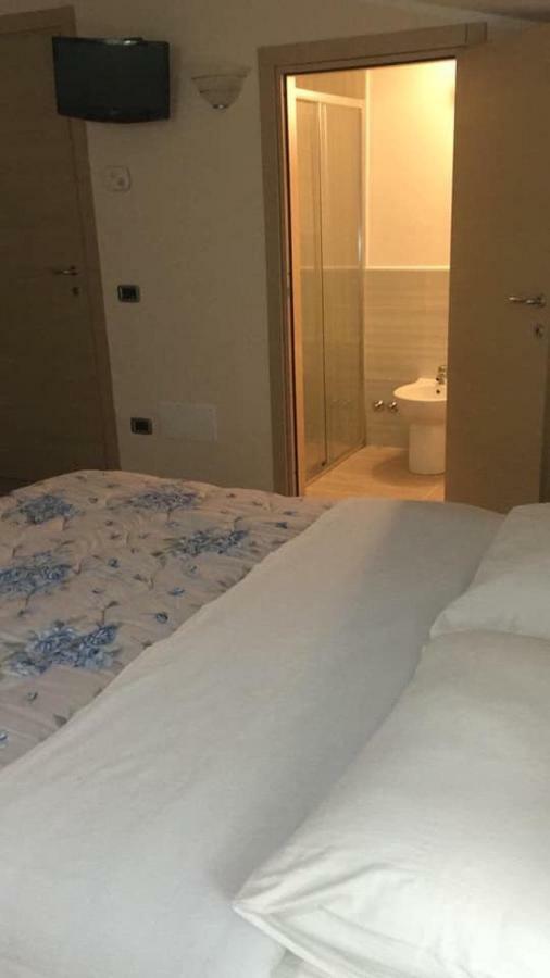 Bed and Breakfast Le Gatte Eboli Exterior foto